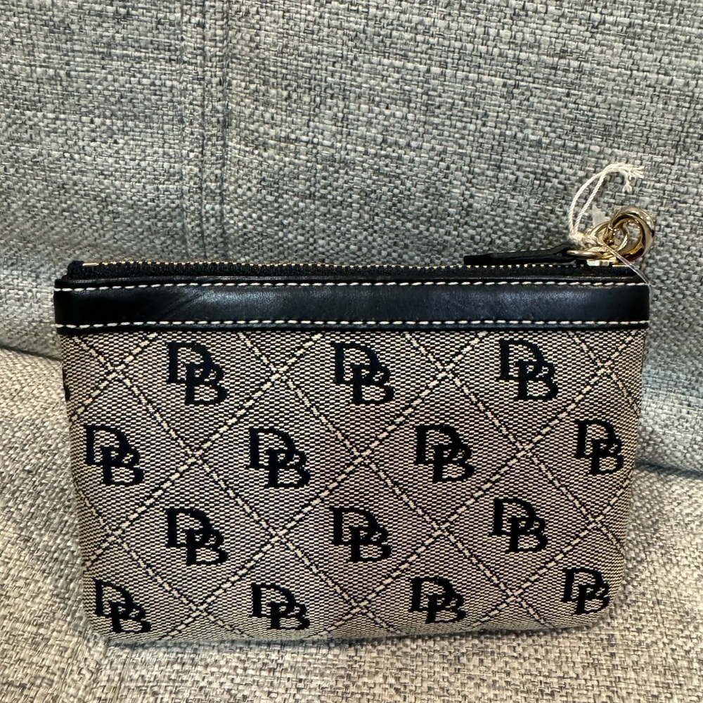 Dooney & Bourke - Picture 2 of 2